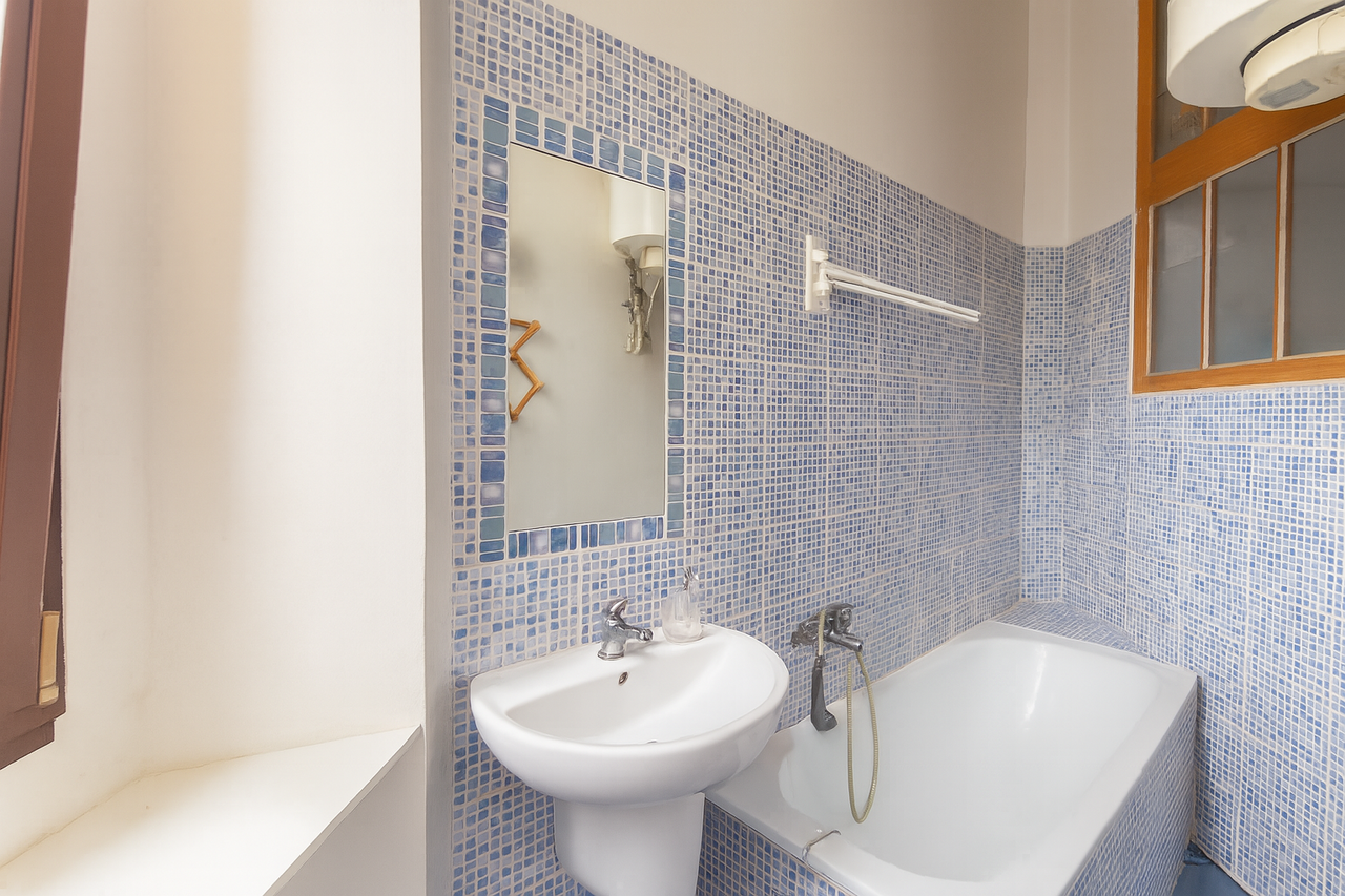 tn_zoom_filename_33737 tn_zoom_filename_33737