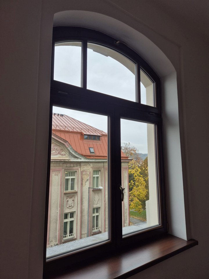 tn_zoom_filename_33730 tn_zoom_filename_33730